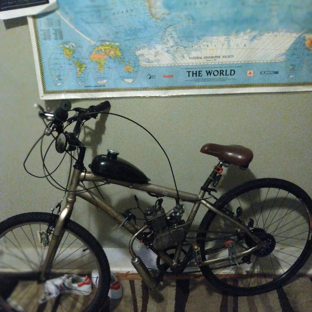 Anything I can build and stationary for holidays